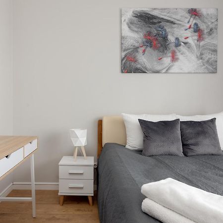 Wola Chic Silver Studio Warschau Buitenkant foto