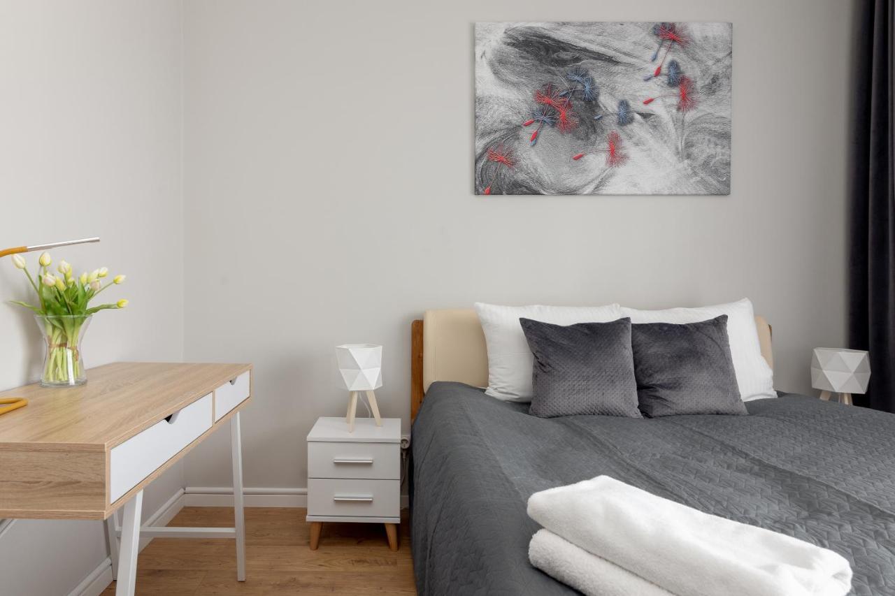 Wola Chic Silver Studio Warschau Buitenkant foto